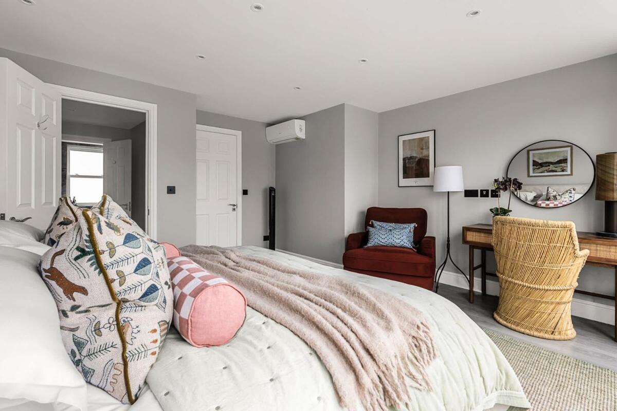Elegant Townhouse Getaway Apartment London